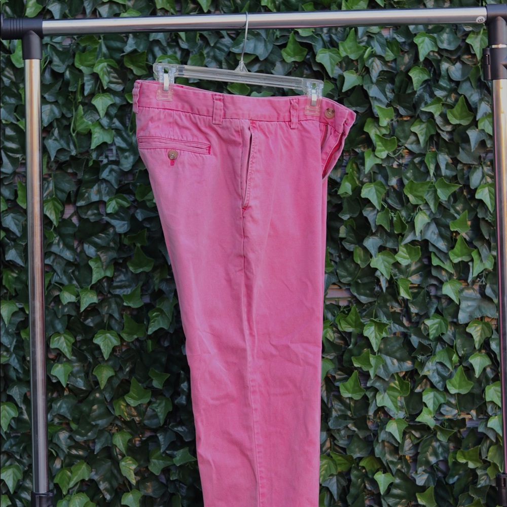 Vineyard Vines Pink Pants (30x32)